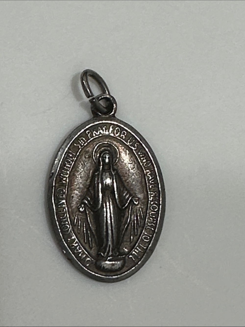 Vintage  metal pendant charm